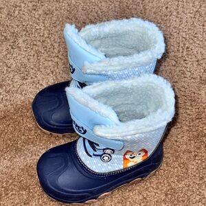 Bluey Light Blue and Navy Kids Snow Boots